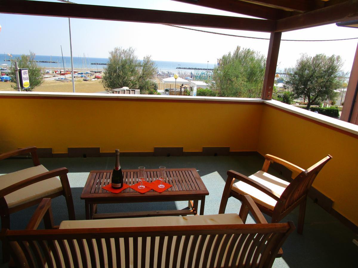 Albergo Primavera Senigallia Exteriör bild