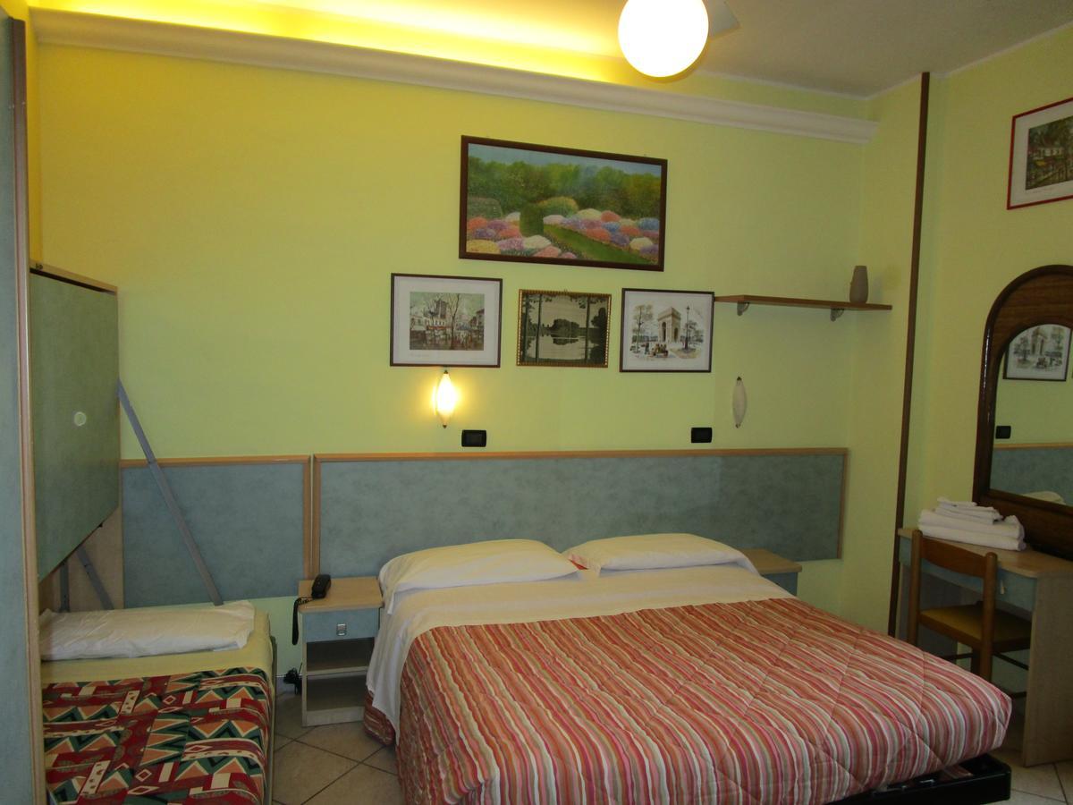 Albergo Primavera Senigallia Exteriör bild